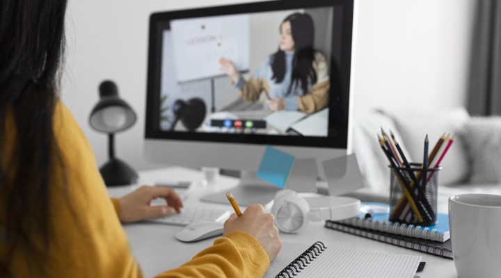 student-class-looking-course